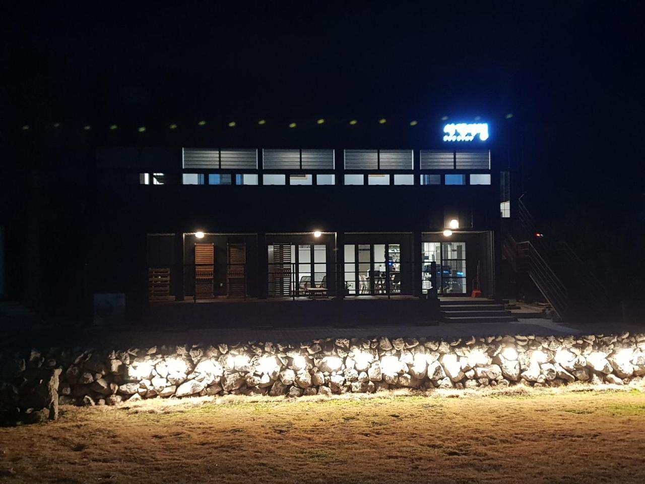 Sagye Travel Hotel Seogwipo Exterior foto